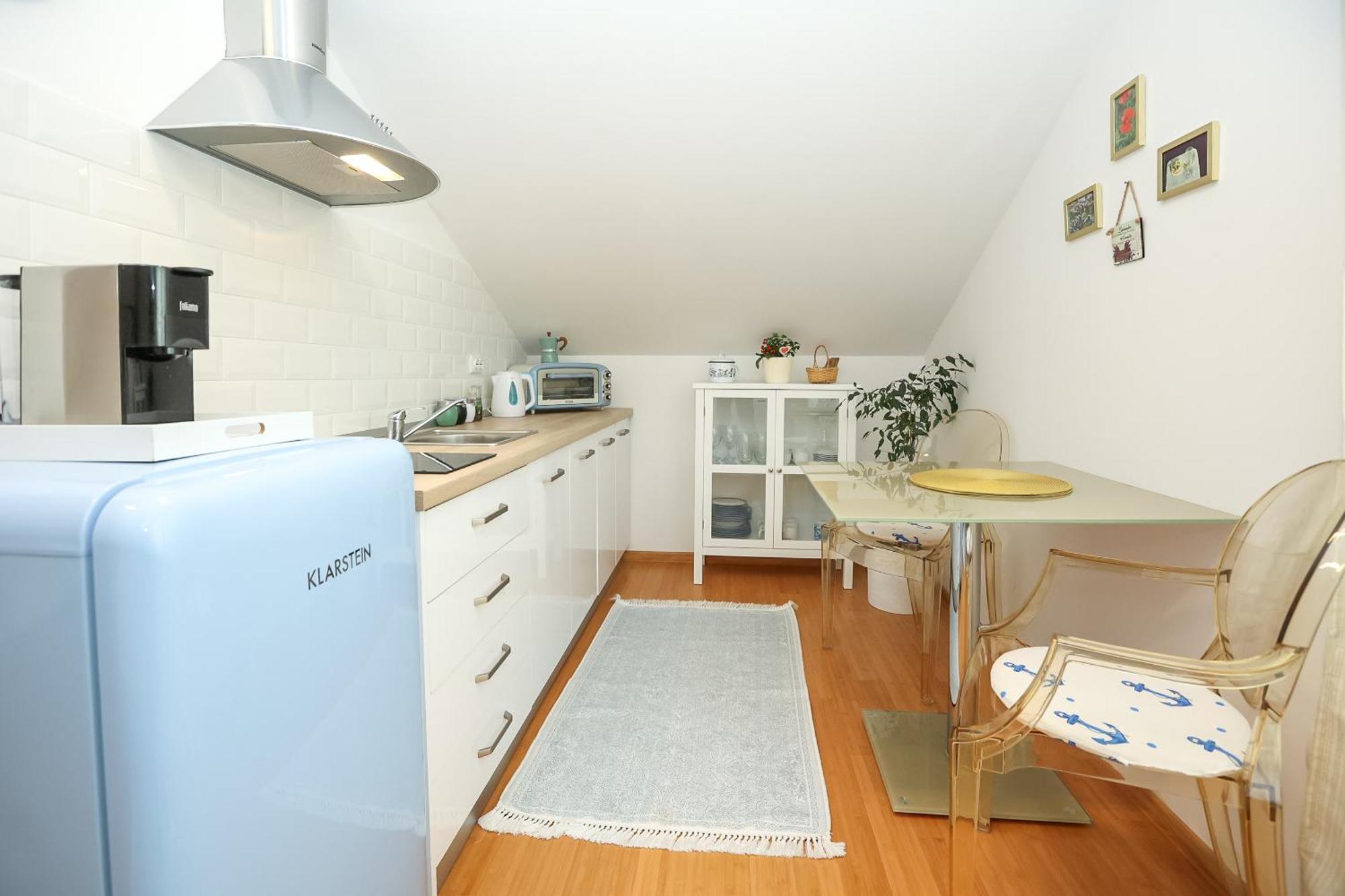 Z&A Studio Apartment With Parking Božava Buitenkant foto