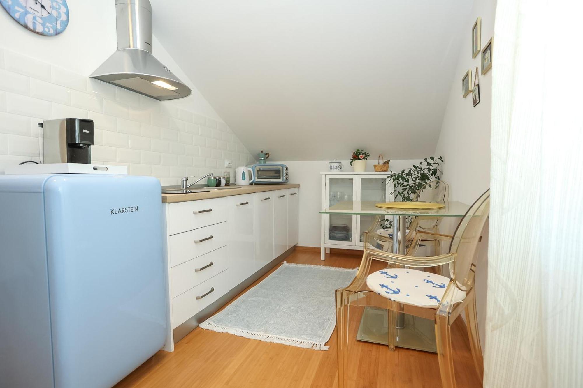 Z&A Studio Apartment With Parking Božava Buitenkant foto