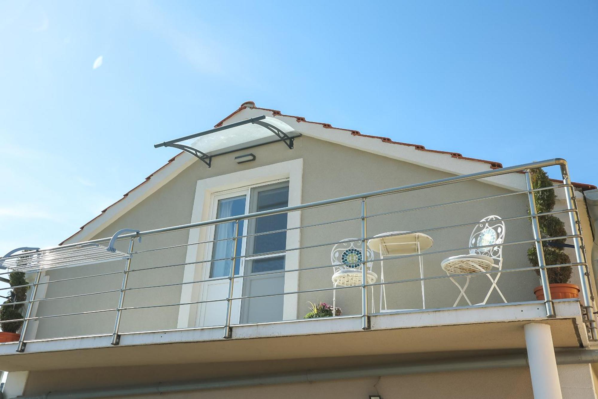 Z&A Studio Apartment With Parking Božava Buitenkant foto